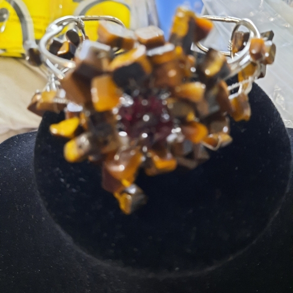 Handmade Stone Wired Women's Bracelet - Picture 13 of 13